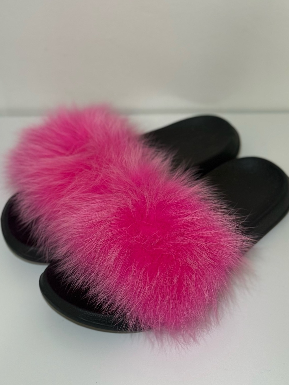 NEW ! Rabbit Fur Slide Sandals in Hot Pink Size 9.5-10 Woman
